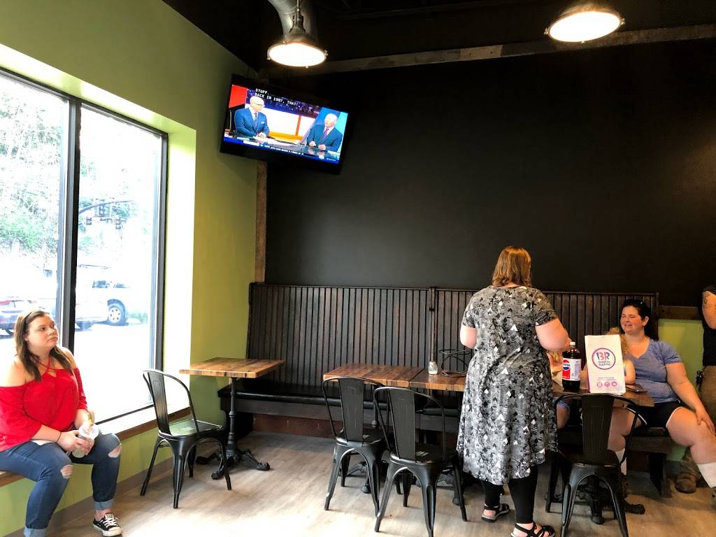 Toss Pizza and Wings | meal delivery | 145 McMurray Rd, Upper St Clair, PA 15241, USA | 4122834124 OR +1 412-283-4124
