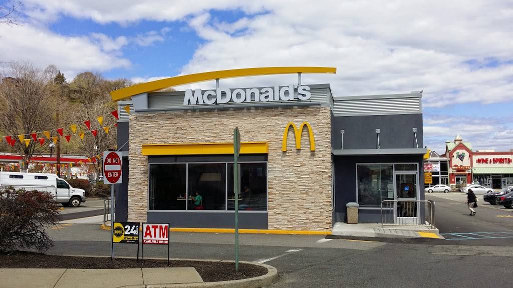 McDonalds | cafe | 549 River Rd #1, Edgewater, NJ 07020, USA | 2019413084 OR +1 201-941-3084