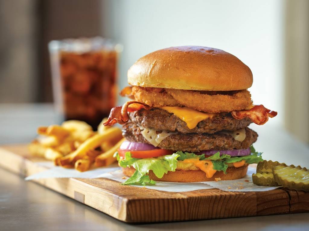 Village Inn | bakery | 395 W 120th Ave, Westminster, CO 80234, USA | 3034523774 OR +1 303-452-3774