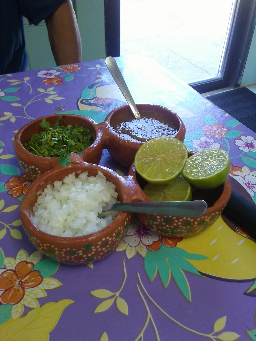 Adrianas Taqueria | restaurant | 126 S Court St, Breckenridge, TX 76424, USA | 2545593434 OR +1 254-559-3434