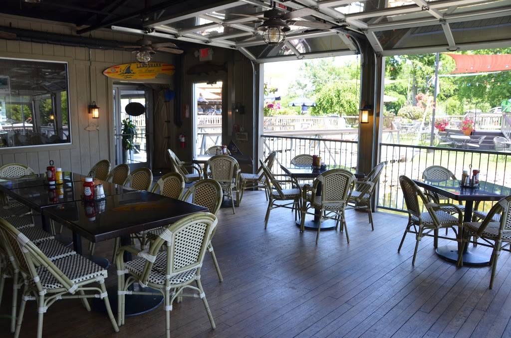 The Rudder 126 River Rd, Hendersonville, TN 37075, USA