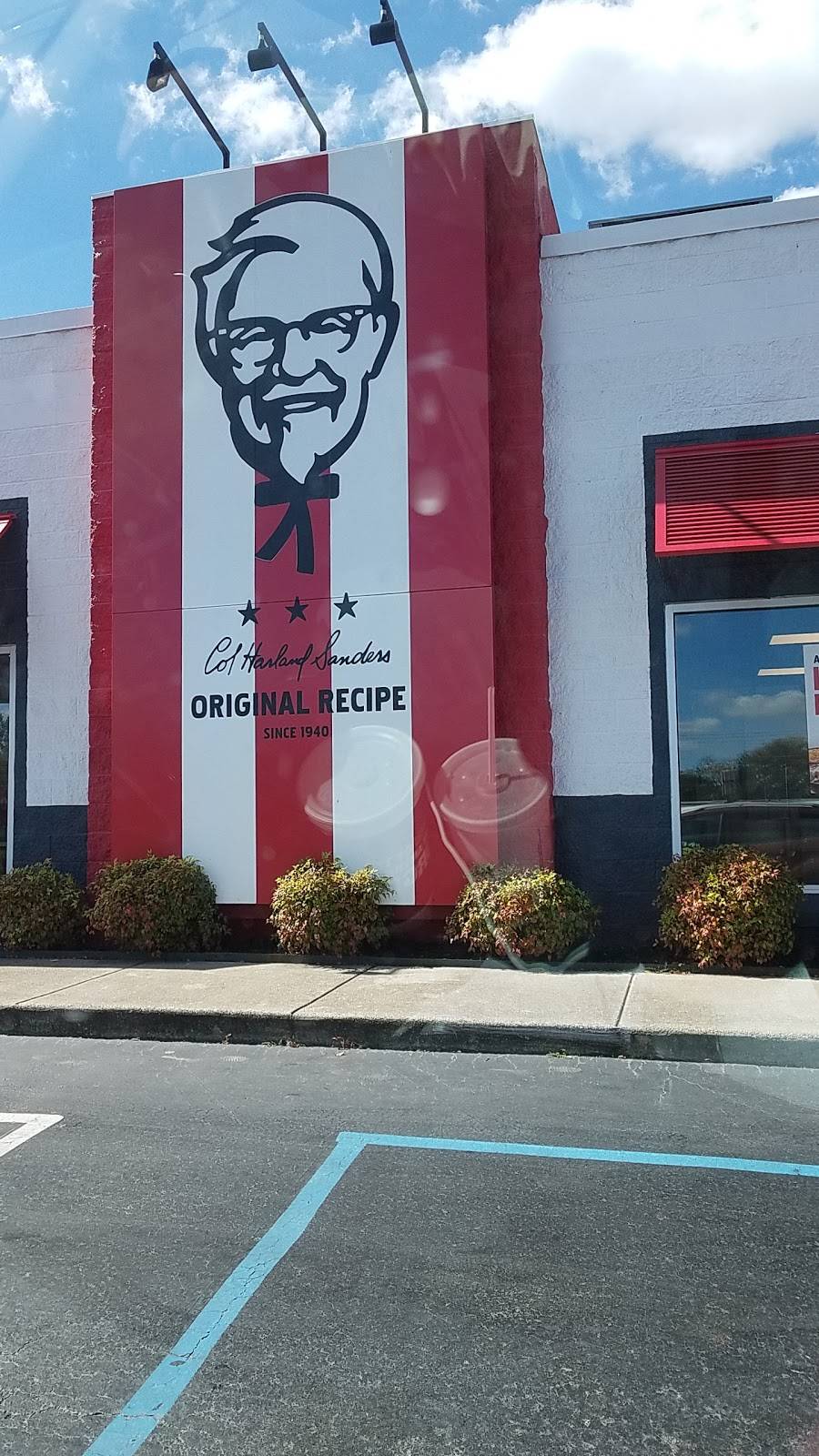 KFC - Restaurant | 15045 Hwy 43, Russellville, AL 35653, USA