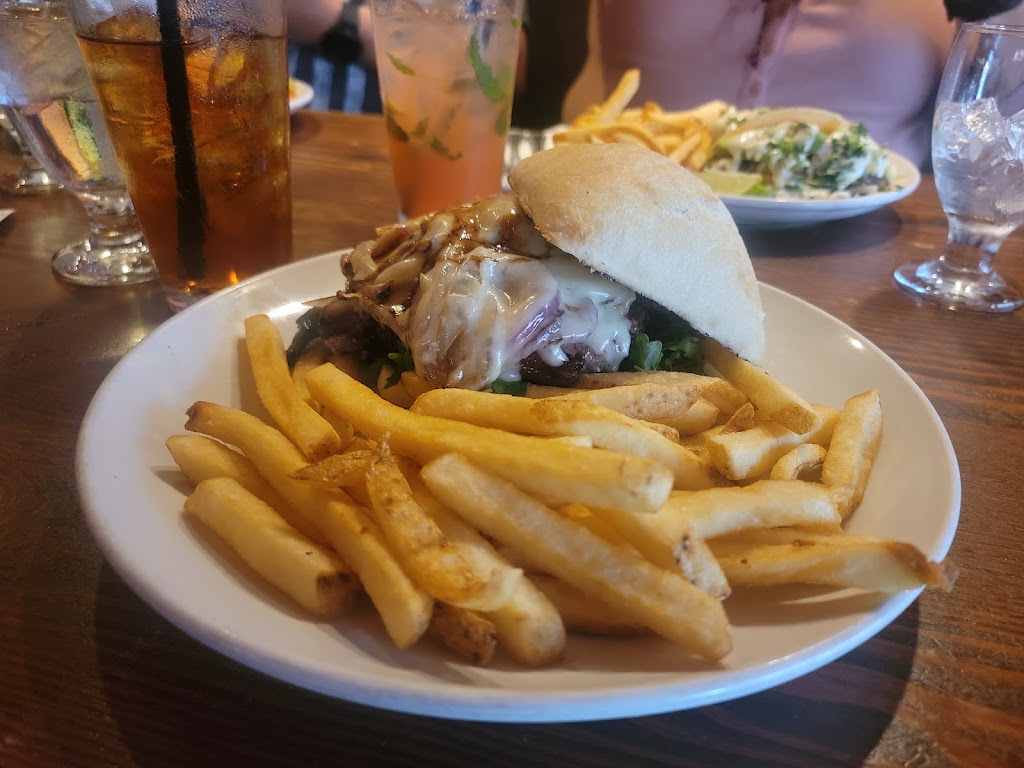 Brix Grill | restaurant | 527 SE Jackson St, Roseburg, OR 97470, USA | 5414404901 OR +1 541-440-4901