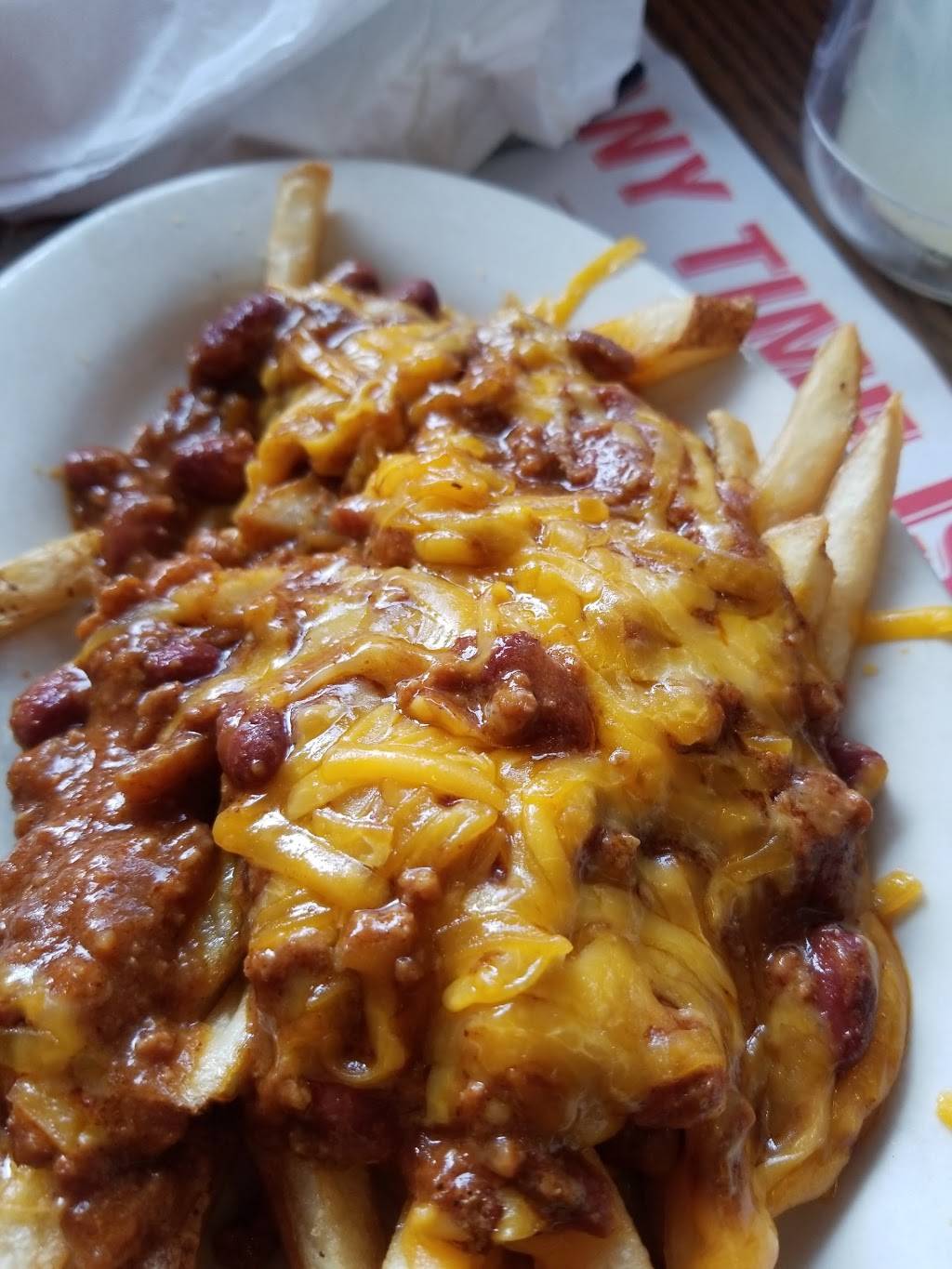 Big Boy | restaurant | 195 US-2, St Ignace, MI 49781, USA | 9069842400 OR +1 906-984-2400