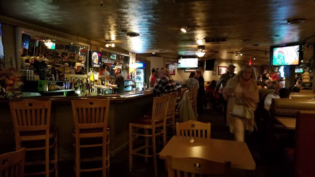 Olde Falls Inn | restaurant | 3452 Newark Rd, Zanesville, OH 43701, USA | 7404522300 OR +1 740-452-2300