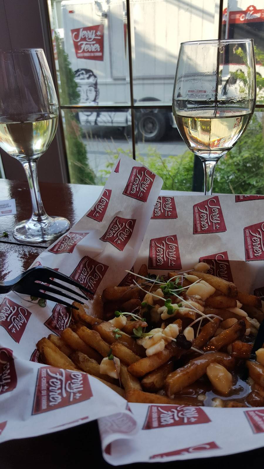 Restaurant La Fondue Du Prince | restaurant | 94 Rue Sainte-Anne, Sainte-Anne-de-Bellevue, QC H9X 1L8, Canada | 5144576278 OR +1 514-457-6278