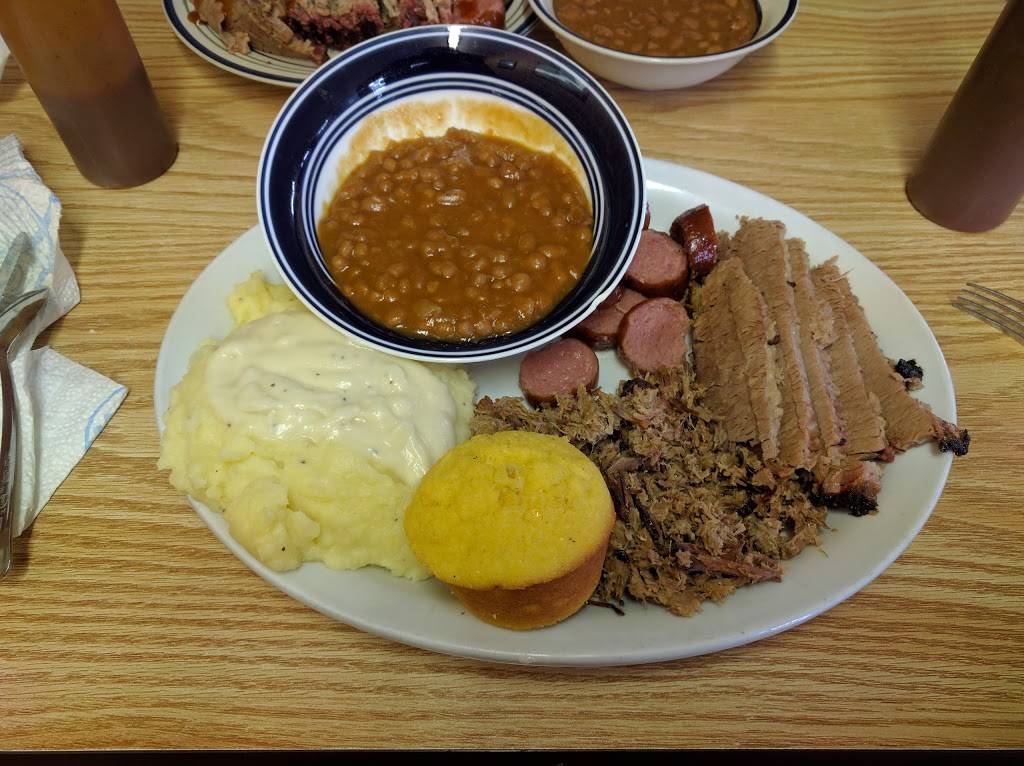 The Feed Trough Bar.B.Q | restaurant | 615 Seven Points Blvd, Seven Points, TX 75143, USA | 9034329000 OR +1 903-432-9000