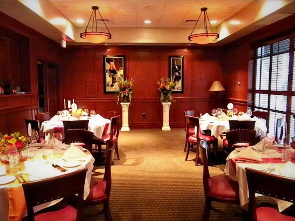 Fleming's Prime Steakhouse & Wine Bar - Restaurant | 210 E Trade St ...