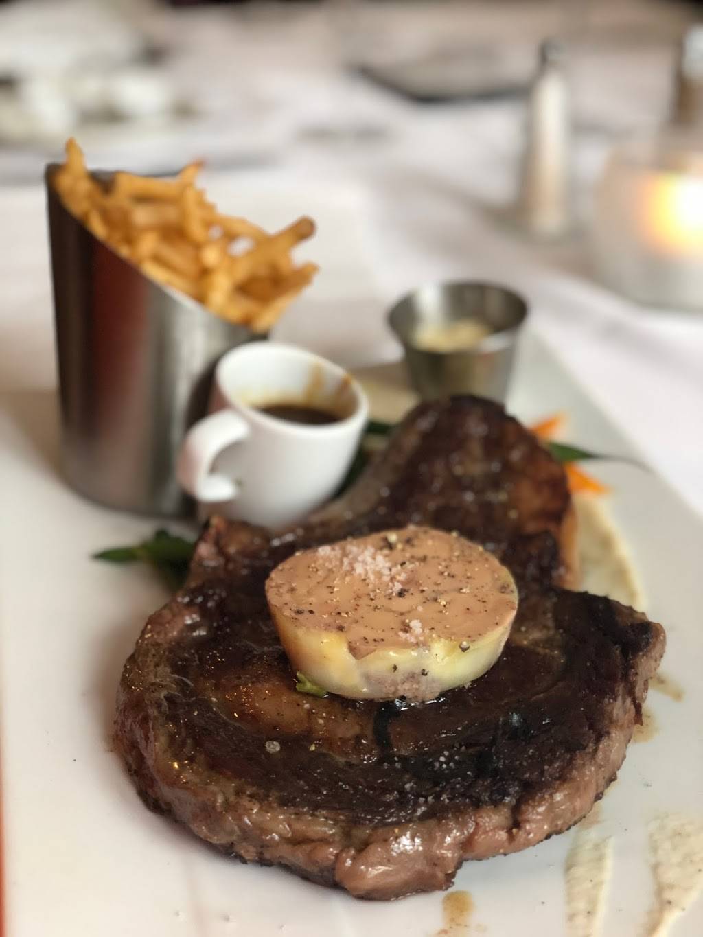 Restaurant le Jozephil | restaurant | 969 Rue Richelieu, Beloeil, QC J3G 4P8, Canada | 4504469751 OR +1 450-446-9751