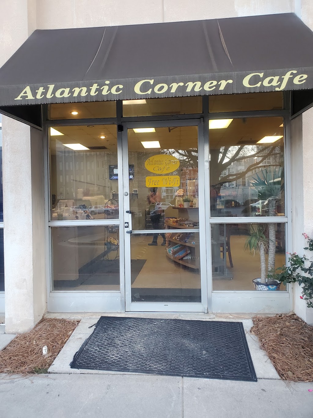 Atlantic Corner Cafe | restaurant | 1350 Spring St NW #125, Atlanta, GA 30309, USA | 4707755931 OR +1 470-775-5931