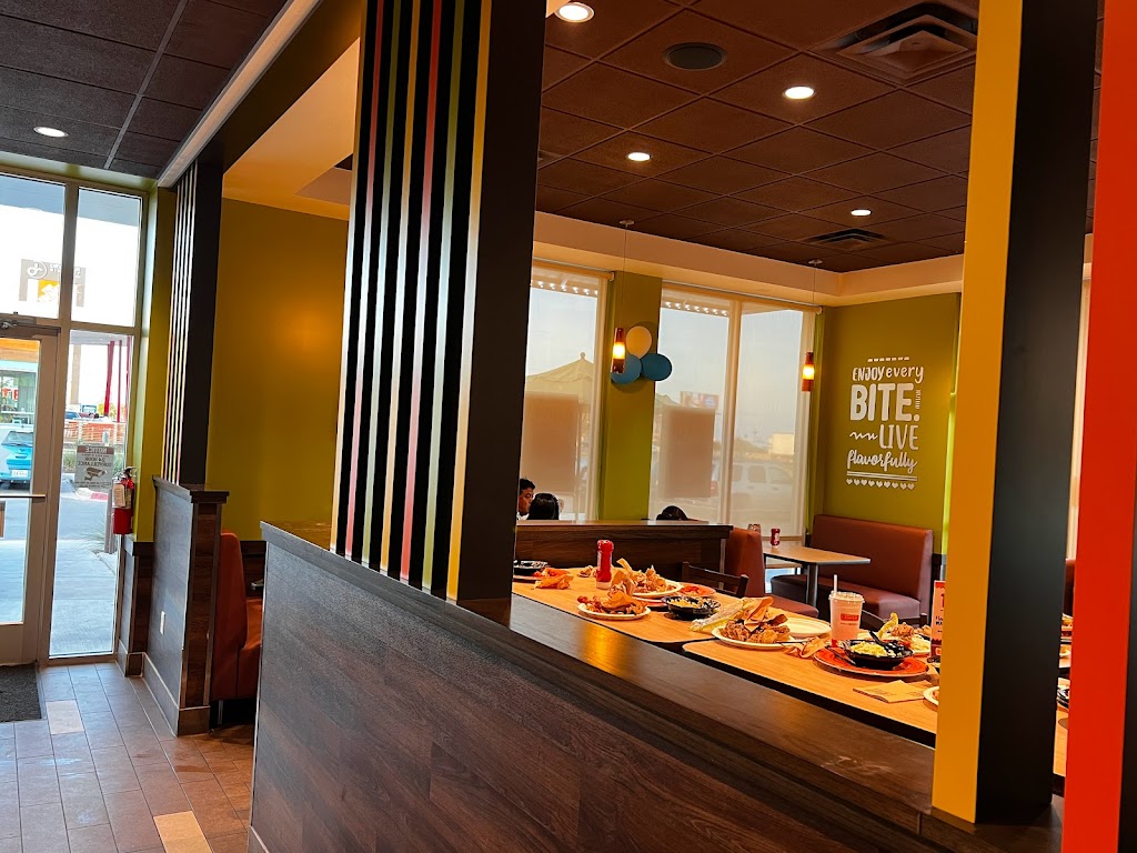 Pollo Campero | meal takeaway | 19000 I-35, Kyle, TX 78640, USA | 8332267376 OR +1 833-226-7376