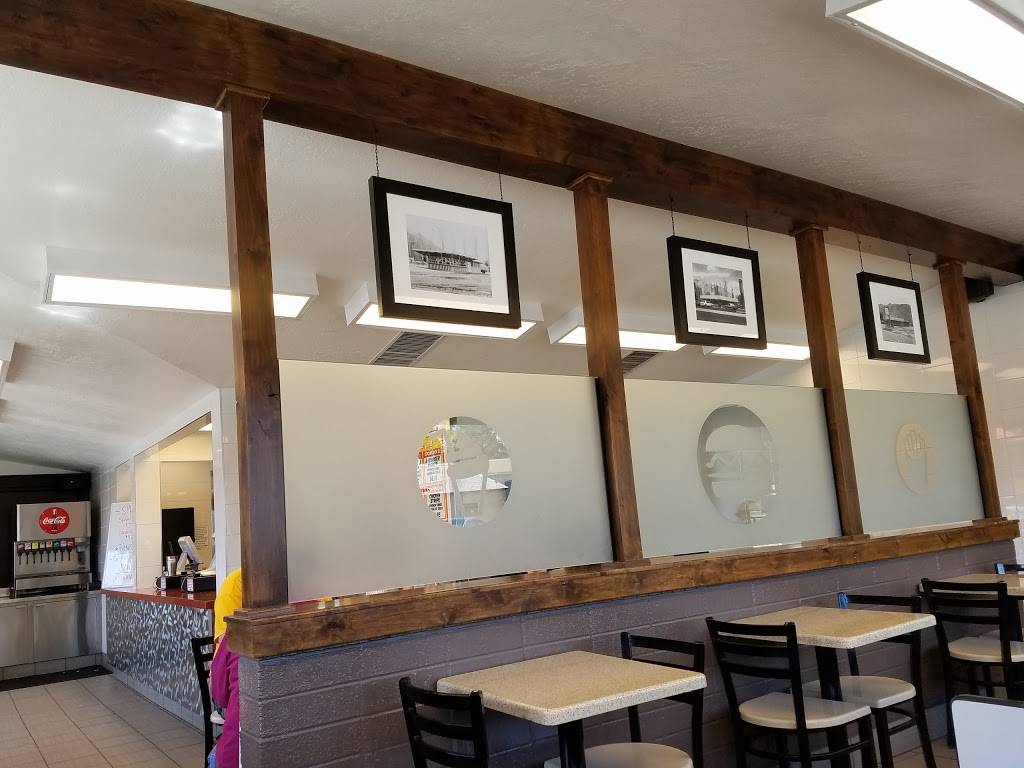 Js Drive In | restaurant | 50 N State St, Morgan, UT 84050, USA | 8018293665 OR +1 801-829-3665