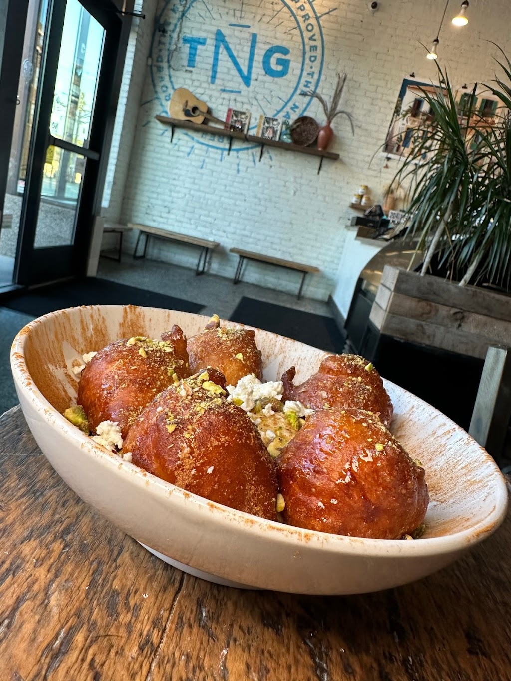 Spicy Feta | restaurant | 225 South 6th St, Minneapolis, MN 55402, USA | 6512194438 OR +1 651-219-4438