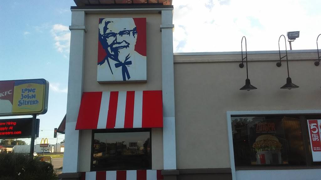 KFC | restaurant | 2516 E Lincolnway, Sterling, IL 61081, USA | 8156257255 OR +1 815-625-7255