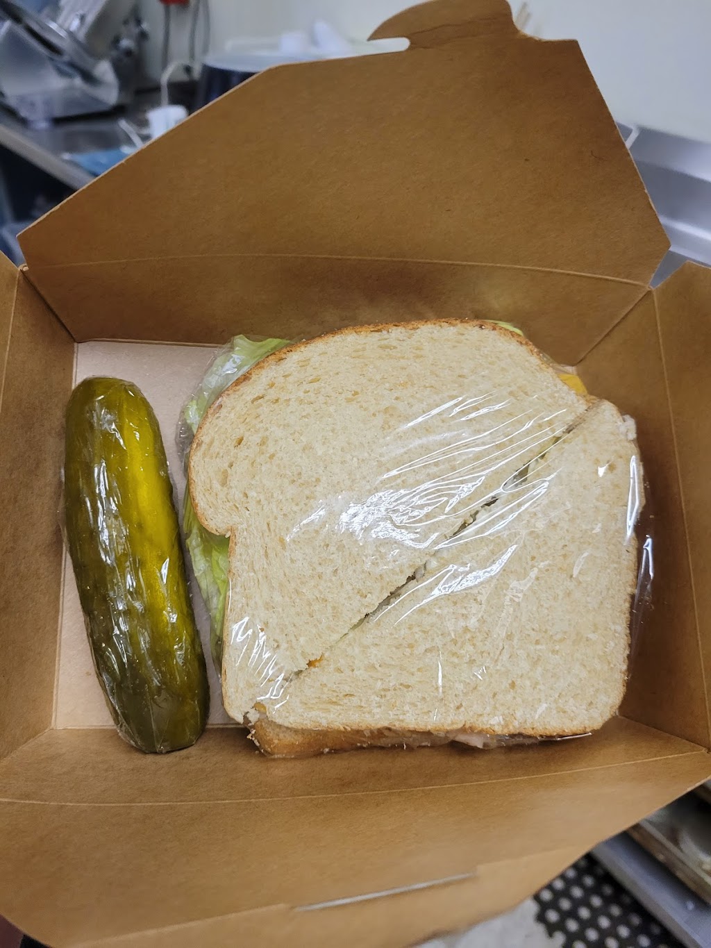 Freshs Homemade Eatery | restaurant | 290 S Main St, Nephi, UT 84648, USA | 4358303754 OR +1 435-830-3754