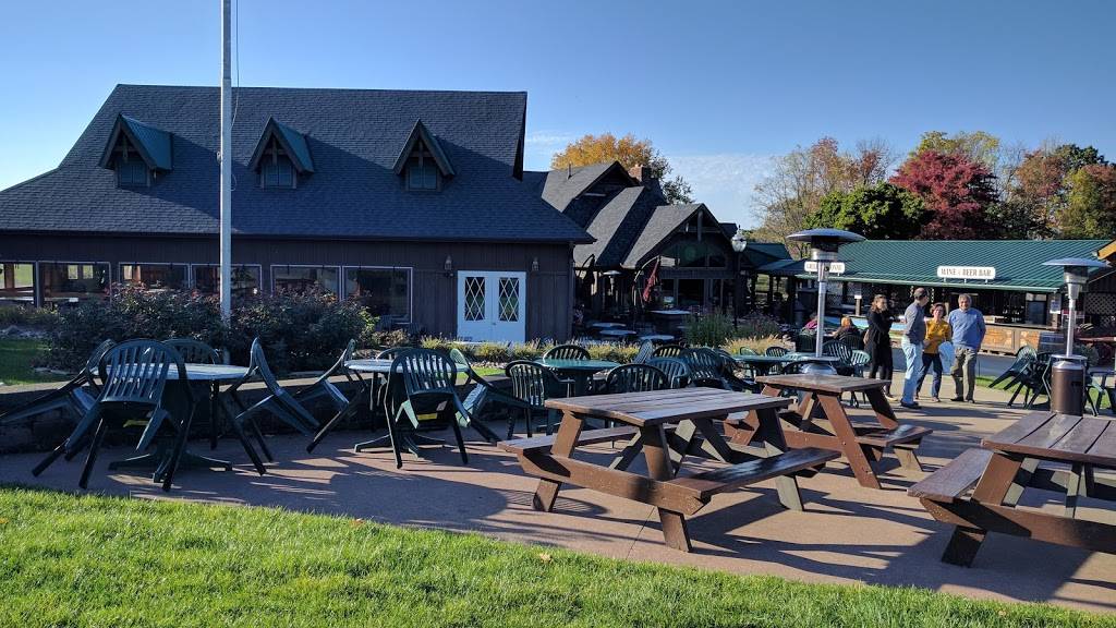 Debonné Vineyards | restaurant | 7840 Doty Rd, Madison, OH 44057, USA | 4404663485 OR +1 440-466-3485
