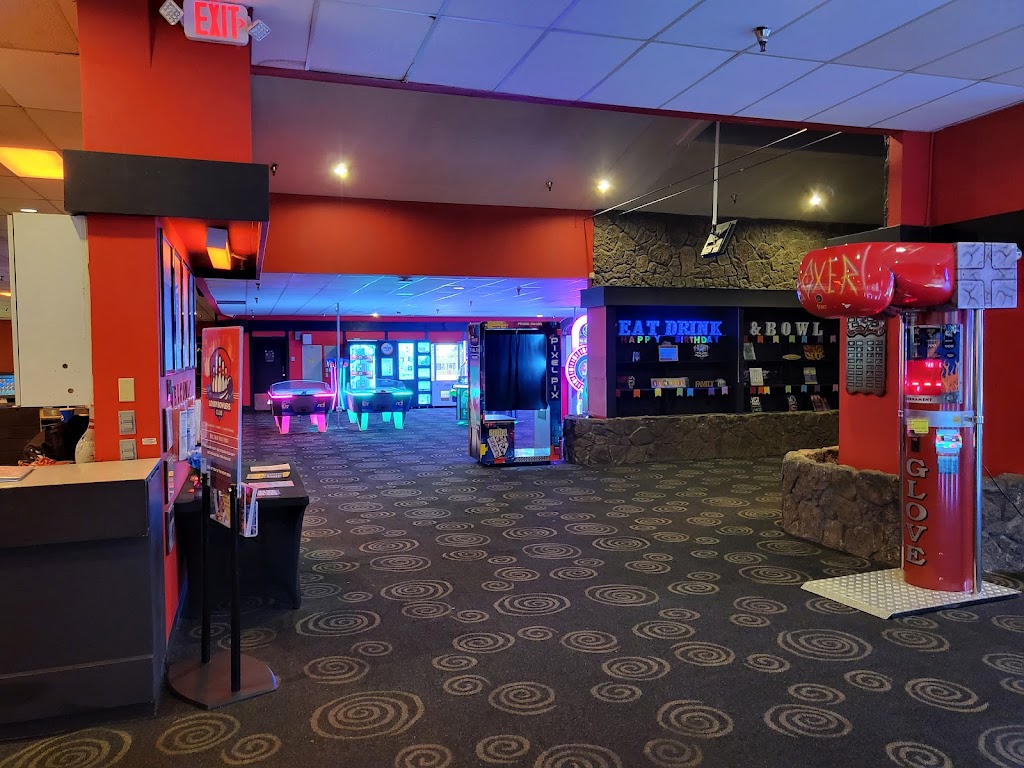 AMF Boulevard Lanes | restaurant | 1100 Petaluma Blvd S, Petaluma, CA 94952, USA | 7077624581 OR +1 707-762-4581