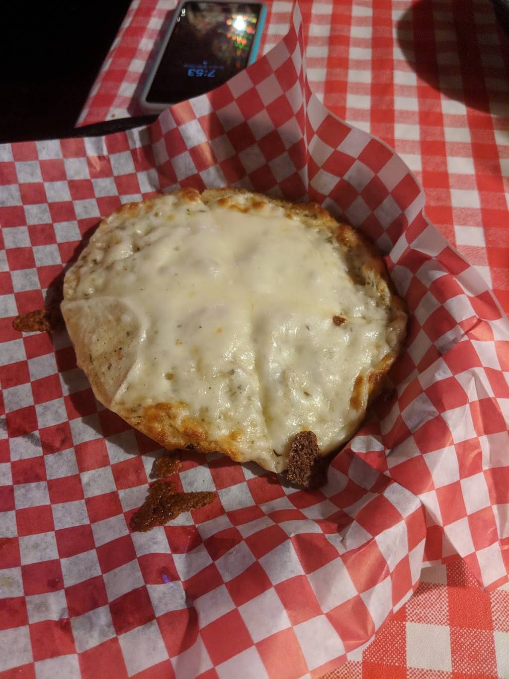 Danellis Pizzeria & Italian Restaurant | restaurant | 228 E Washington St, Oswego, IL 60543, USA | 6305542990 OR +1 630-554-2990