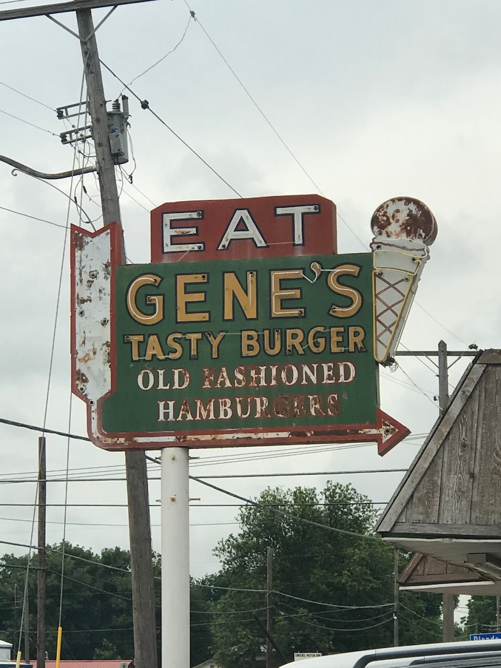 Genes Tasty Burger | restaurant | 2310 Holliday Rd, Wichita Falls, TX 76301, USA | 9407671921 OR +1 940-767-1921