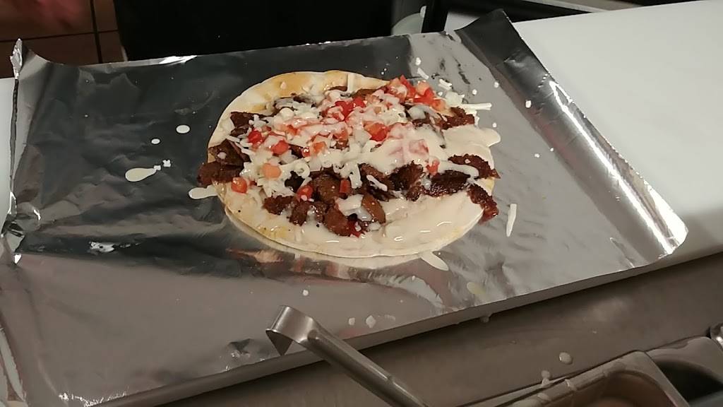 Down East Donairs | restaurant | 23 Bond St E, Oshawa, ON L1G 1A8, Canada | 9057283030 OR +1 905-728-3030