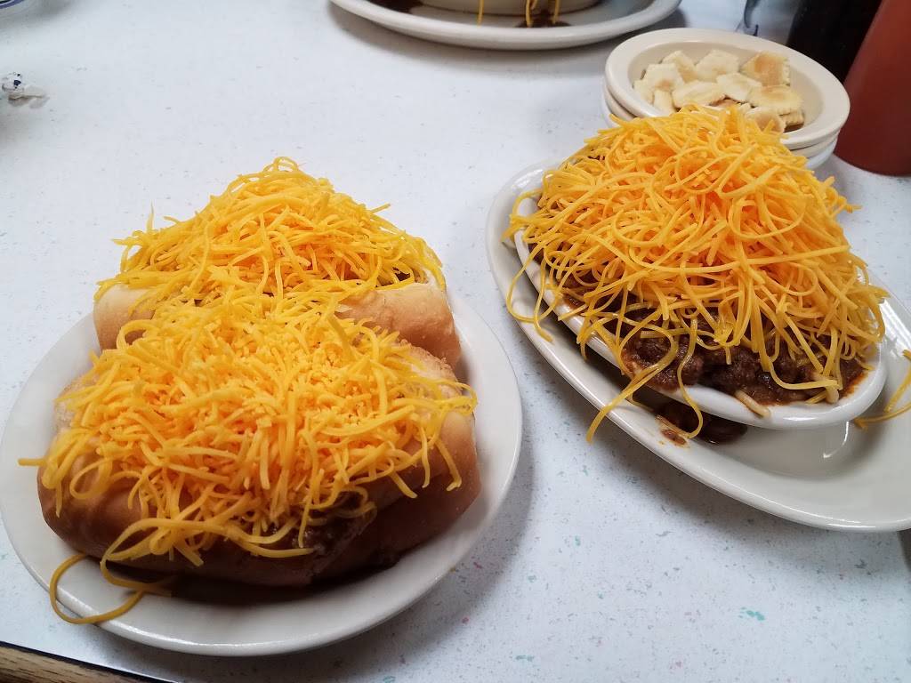 Skyline Chili | restaurant | 1705 W Galbraith Rd, North College Hill, OH 45239, USA | 5137292200 OR +1 513-729-2200