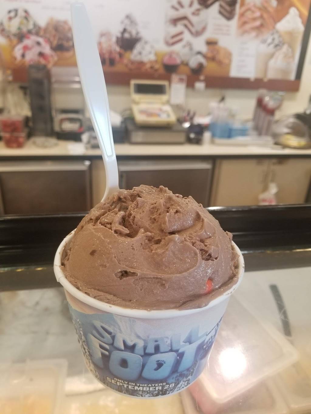 Cold Stone Creamery | bakery | 375 2nd Ave, San Mateo, CA 94401, USA | 6503470500 OR +1 650-347-0500