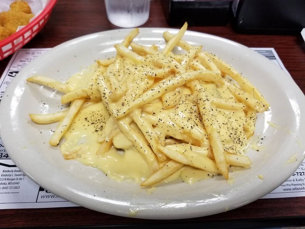 Steves Family Dining | restaurant | 578 N Johnson St, Kahoka, MO 63445, USA | 6607273463 OR +1 660-727-3463