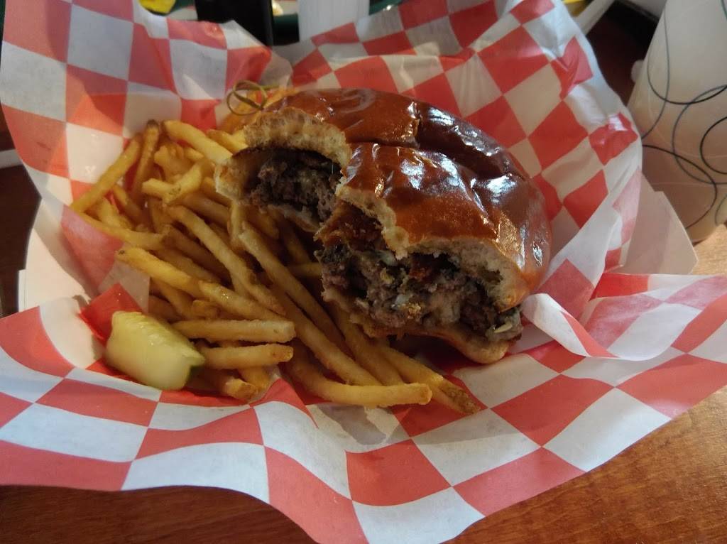 Zoes Ice Cream Barn | restaurant | 1181 State Rte 55, Lagrangeville, NY 12540, USA | 8454547108 OR +1 845-454-7108