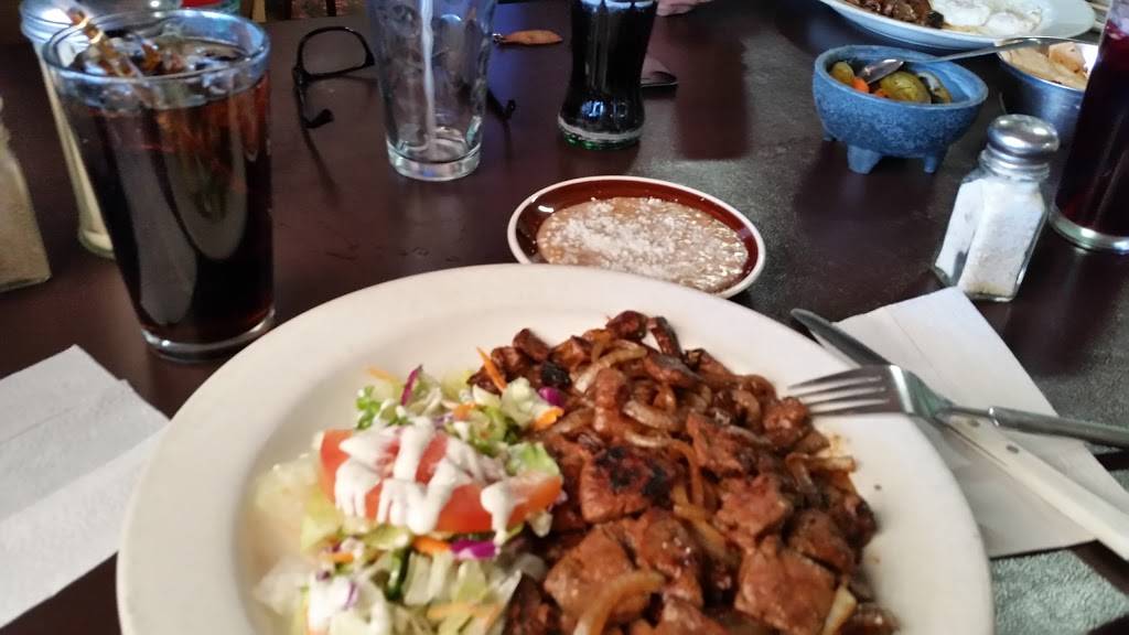 Las Milpas | restaurant | México 2 10, San José, 21400 Tecate, B.C., Mexico | 016655214116 OR +52 665 521 4116