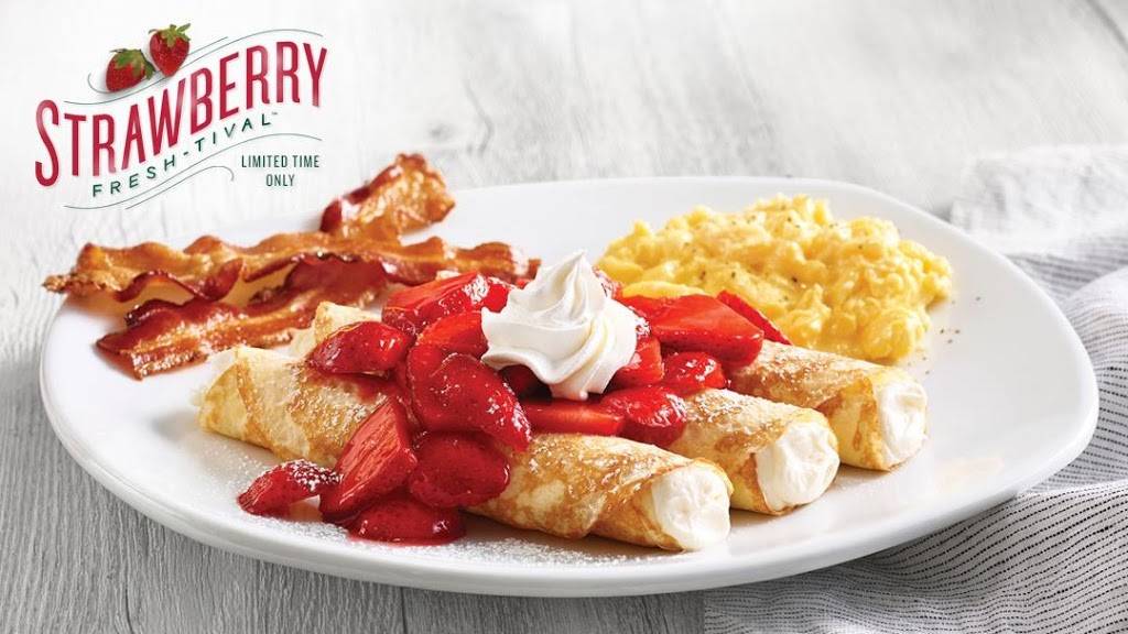 Perkins Restaurant & Bakery | restaurant | 2005 W 9th Ave, Oshkosh, WI 54904, USA | 9202336074 OR +1 920-233-6074