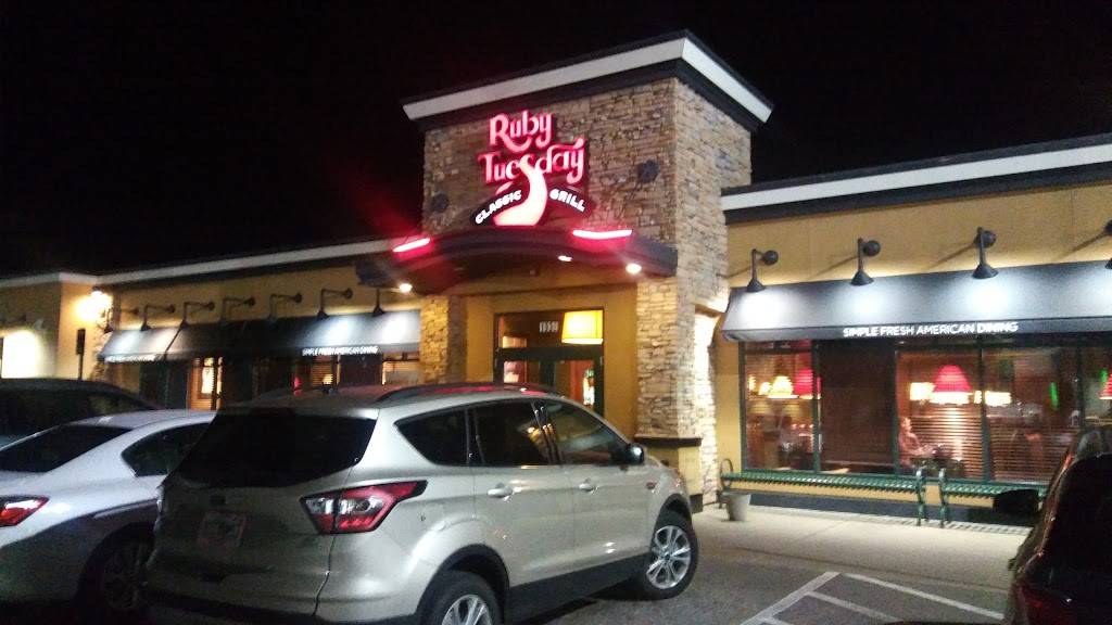 Ruby Tuesday | restaurant | 1936 Cedar Creek Rd, Fayetteville, NC 28312, USA | 9104847122 OR +1 910-484-7122