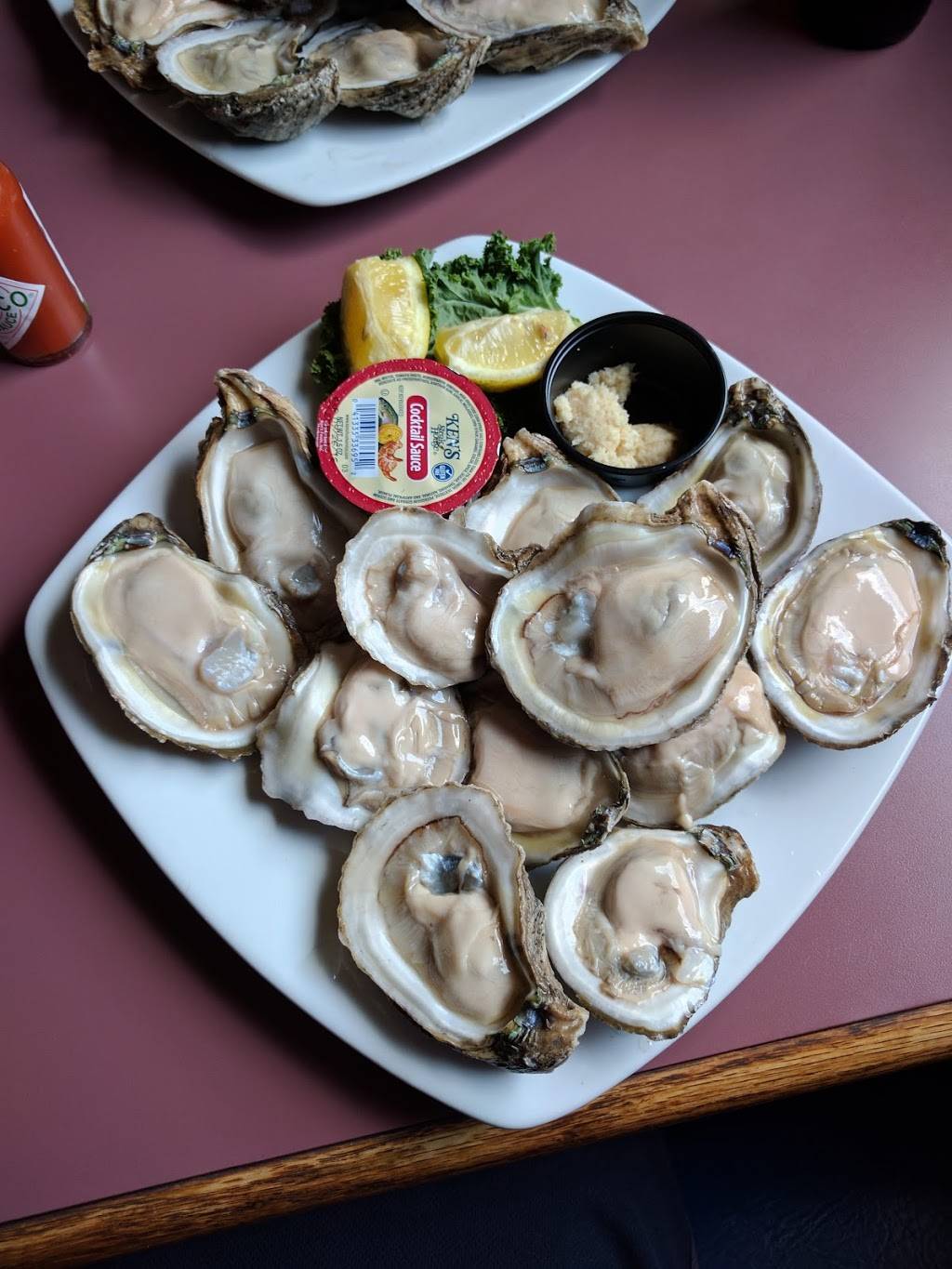 Vegas Steakhouse & Lounge | restaurant | 3152 N Main St, Crossville, TN 38555, USA | 9314562850 OR +1 931-456-2850