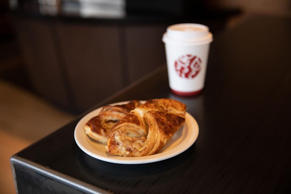 Sweetwaters Coffee & Tea - Washington St. | cafe | 123 W Washington St, Ann Arbor, MI 48104, USA | 7347692331 OR +1 734-769-2331