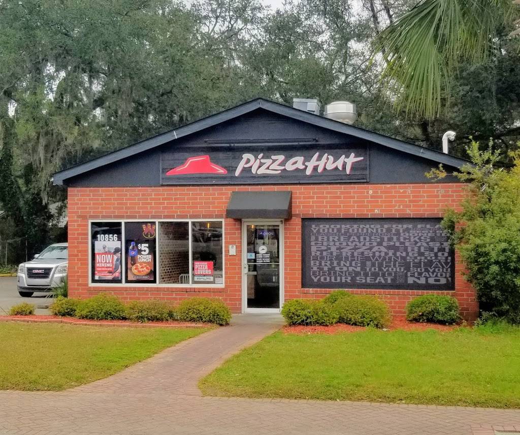 Pizza Hut | meal takeaway | 10856 N Jacob Smart Blvd, Ridgeland, SC 29936, USA | 8437268446 OR +1 843-726-8446