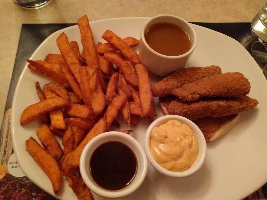 Rôtisserie St-Hubert | restaurant | 111 Rue de la Visitation, Saint-Charles-Borromée, QC J6E 4N4, Canada | 4507594419 OR +1 450-759-4419