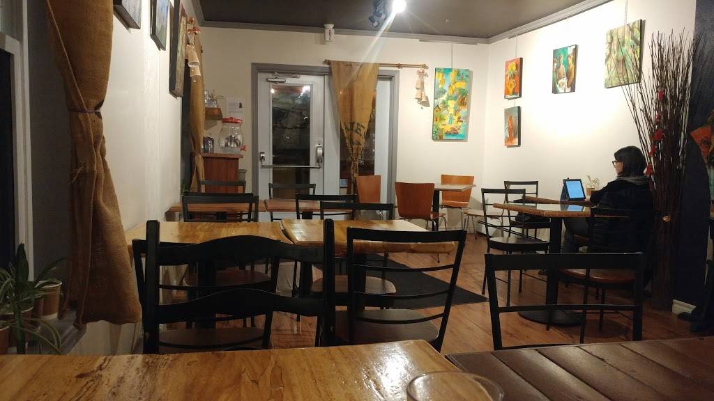 Le Tassé Café De Quartier | restaurant | 426 Rue du Conseil, Sherbrooke, QC J1G 1J7, Canada | 8197912211 OR +1 819-791-2211