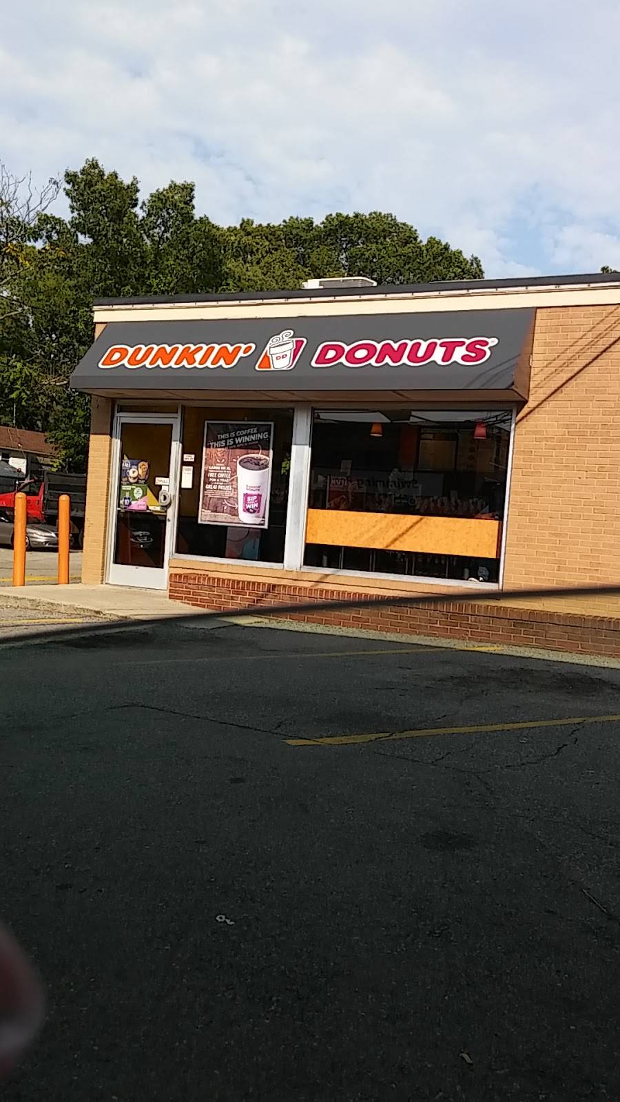 Dunkin | bakery | 61 S Union St, Lawrence, MA 01843, USA | 9789758805 OR +1 978-975-8805