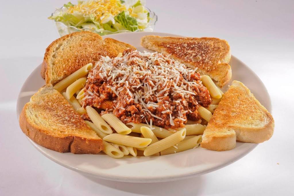 Phoenix Food & Spirits | night club | 12015 Blondo St, Omaha, NE 68164, USA | 4024937607 OR +1 402-493-7607