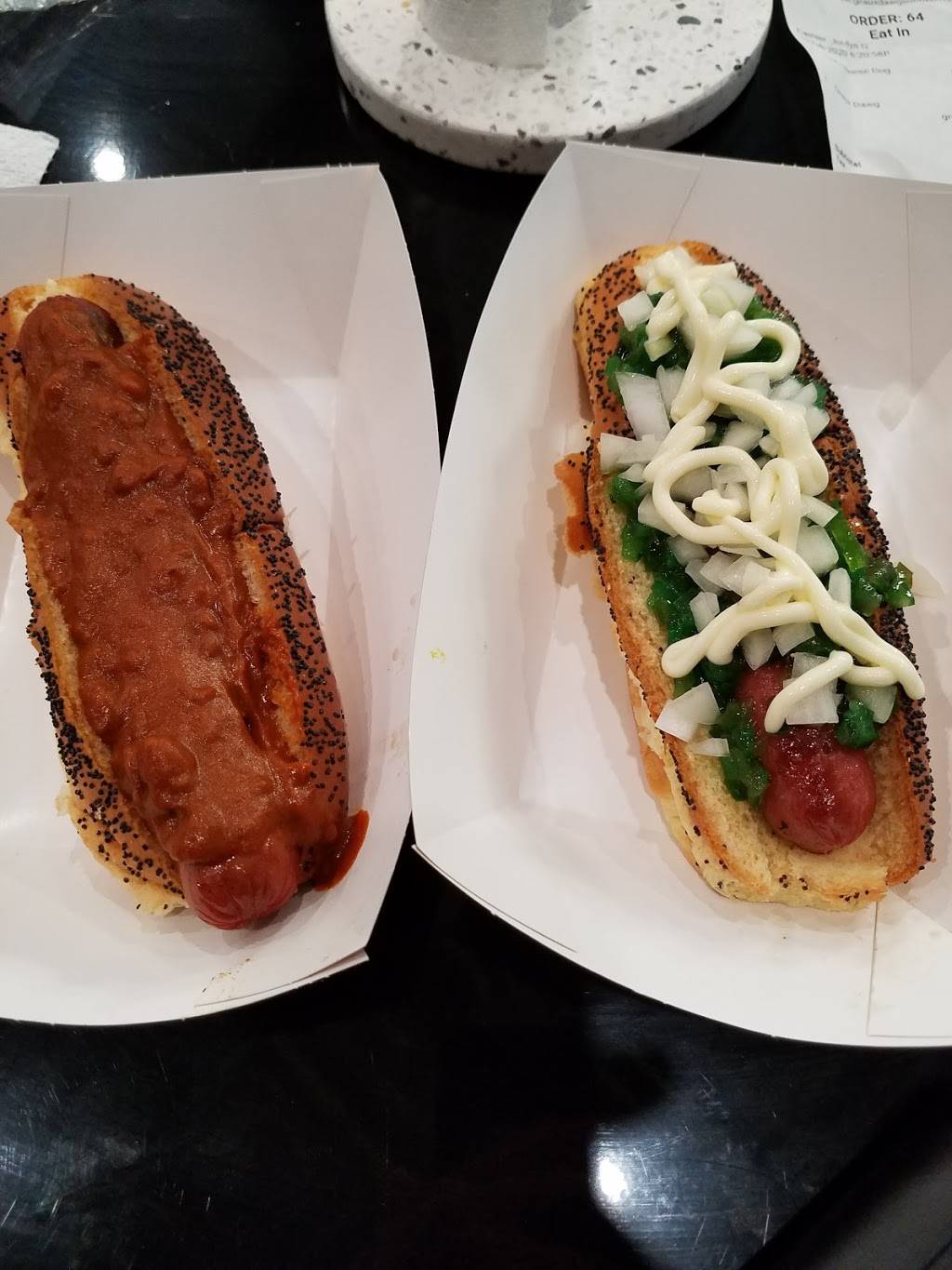 Geaux Dawgs on Main | restaurant | 90 Main St, Senoia, GA 30276, USA | 7707279365 OR +1 770-727-9365