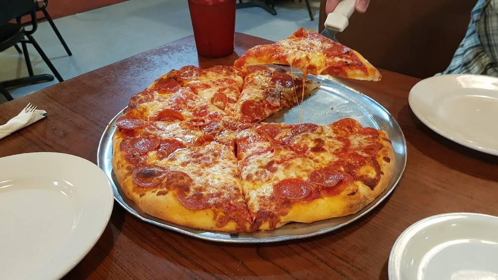 Joe's Italian Grill Restaurant 1615 W Church St 1200, Livingston, TX