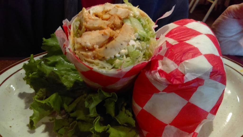 Bear Town Bar and Grill | night club | 4875 Hwy 61 N, White Bear Lake, MN 55110, USA | 6514264225 OR +1 651-426-4225