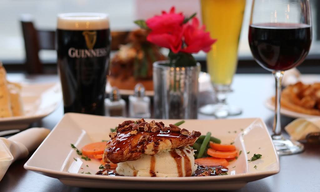 Five Points Pub | restaurant | 314 W Main St, Waukesha, WI 53186, USA | 2625493800 OR +1 262-549-3800