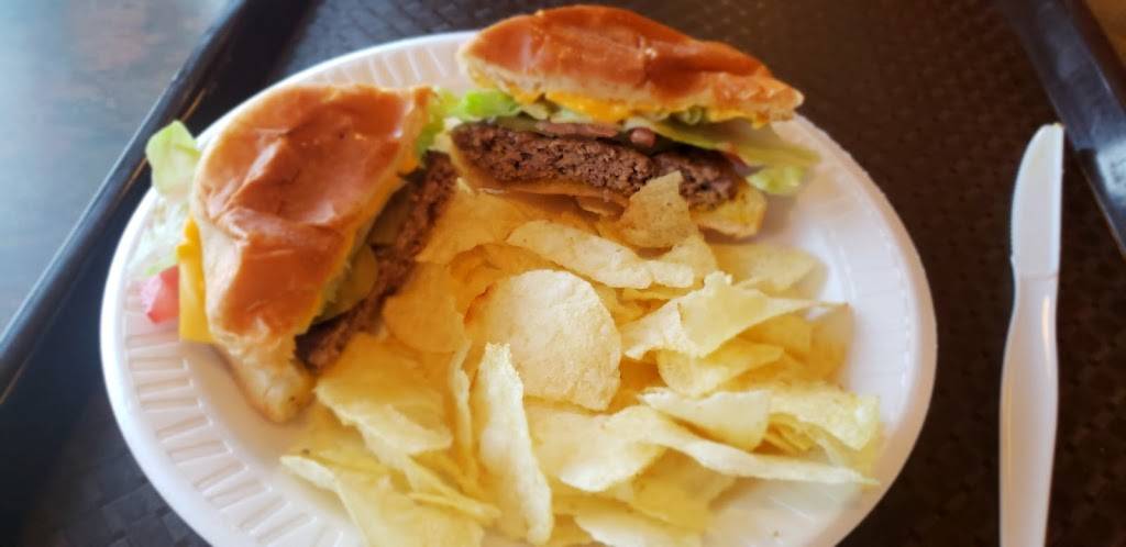 Finneys Sandwich Shop | meal takeaway | 1009 Main St, Tupelo, MS 38801, USA | 6628421746 OR +1 662-842-1746