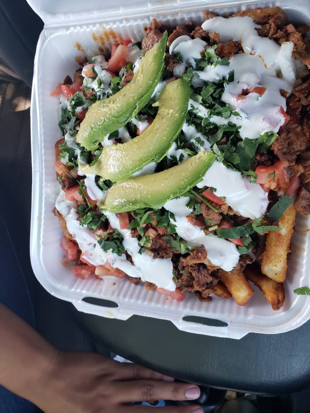 MAXIMOS TAQUERIA | restaurant | 260 030-013, Porterville, CA 93257, USA | 5597811291 OR +1 559-781-1291