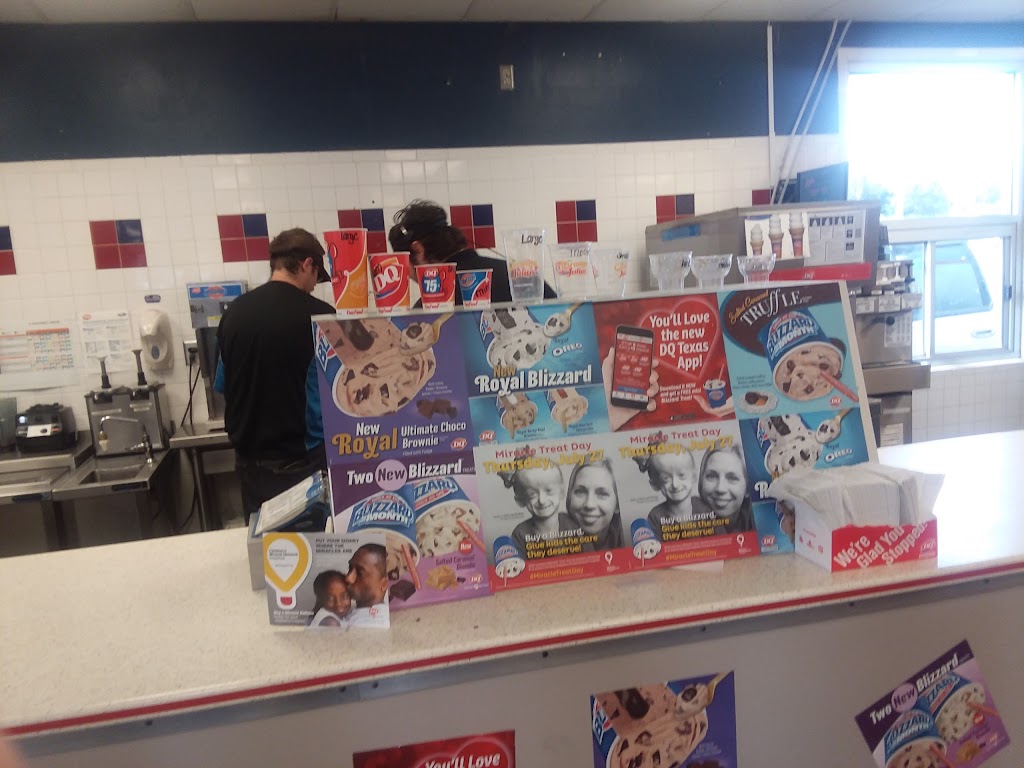 Dairy Queen | restaurant | 215 Oak Ave, Dalhart, TX 79022, USA | 8062494987 OR +1 806-249-4987