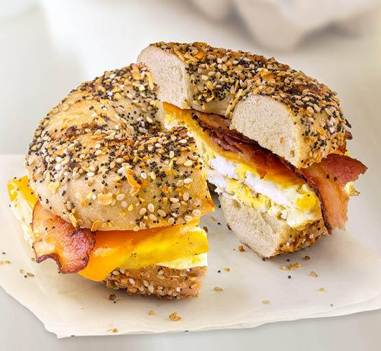 Brueggers Bagels | bakery | 1650 86th St NW, Clive, IA 50325, USA | 5152254444 OR +1 515-225-4444