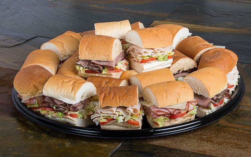 Little King | restaurant | 3255 Cornhusker Hwy, Lincoln, NE 68504, USA | 4029045255 OR +1 402-904-5255