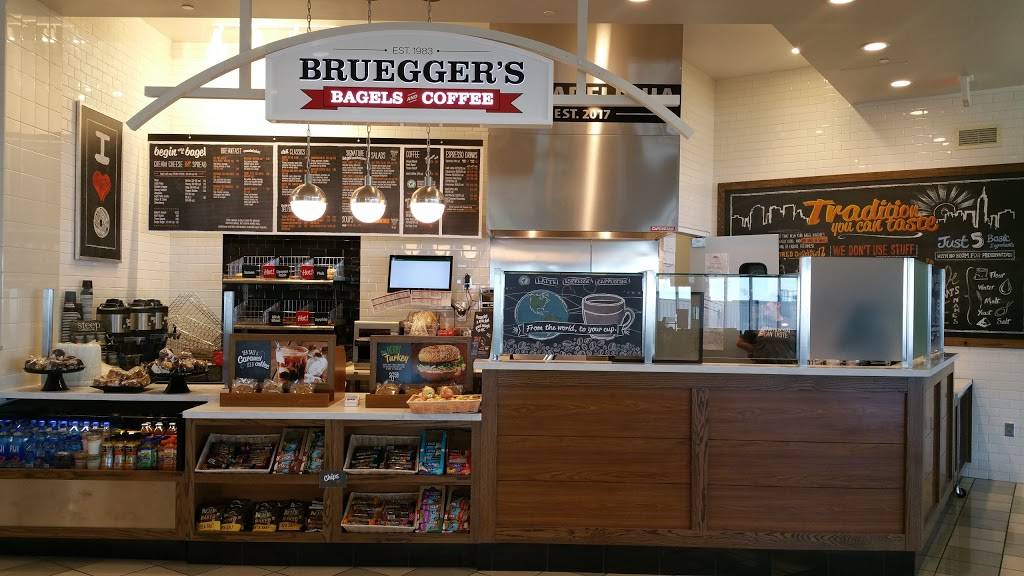 Brueggers Bagels | cafe | 8000 Essington Ave W Terminal A, Philadelphia, PA 19153, USA | 2153654819 OR +1 215-365-4819