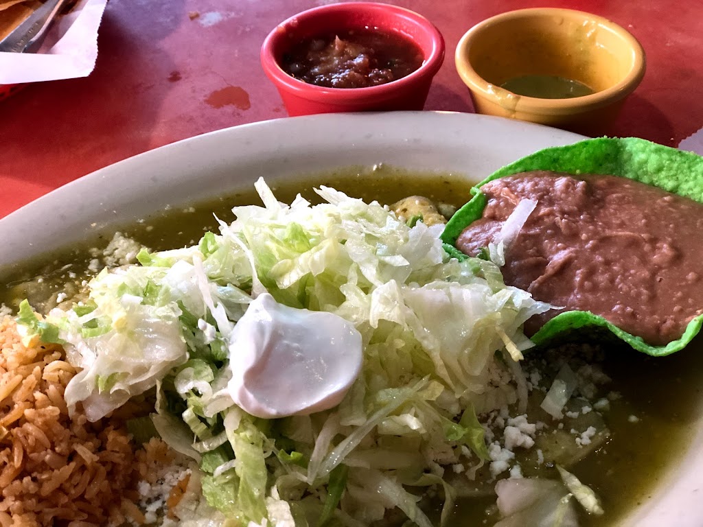 Pericos Mexican Cafe | restaurant | 2701 Mangum Rd, Houston, TX 77092, USA | 7136883104 OR +1 713-688-3104