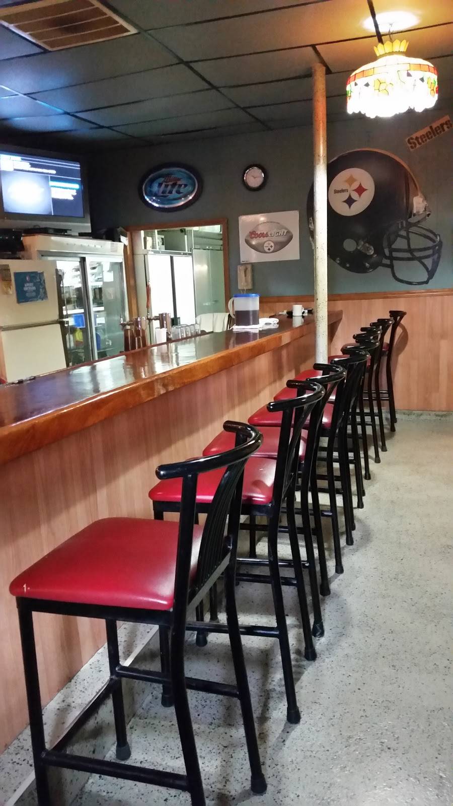 Downtown Bar & Grill | restaurant | 125 Templeton Way, Kittanning, PA 16201, USA | 7245482721 OR +1 724-548-2721